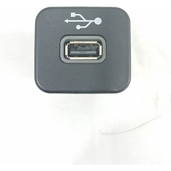 Entrada Usb Jeep Renegade 2015 735600659