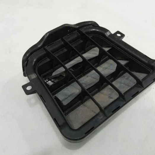 Defletor Vácuo Porta Mala Do Audi A4 2.0 2013