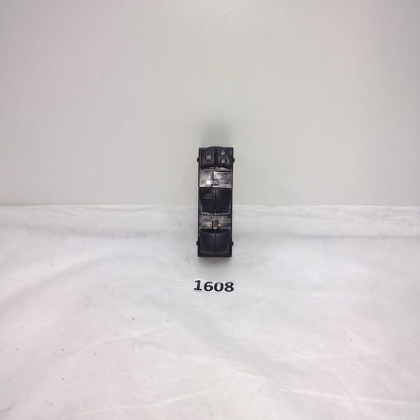 Botão Vidro Trava Dianteira Esquerda Nissan Kicks 2021