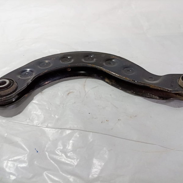 Braço Curvo Suspensão Traseiro Esquerdo Ford Focus 2014