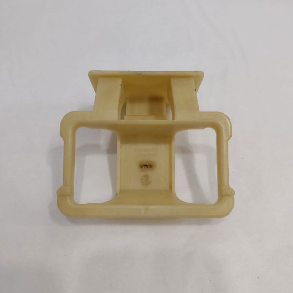 Suporte Forro Porta Dianteiro Direito Peugeot 3008 2011 2012