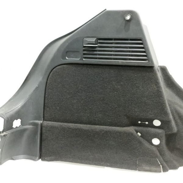 Acabamento Esquerdo Audi A1 Sportback 2011 Detalhe 