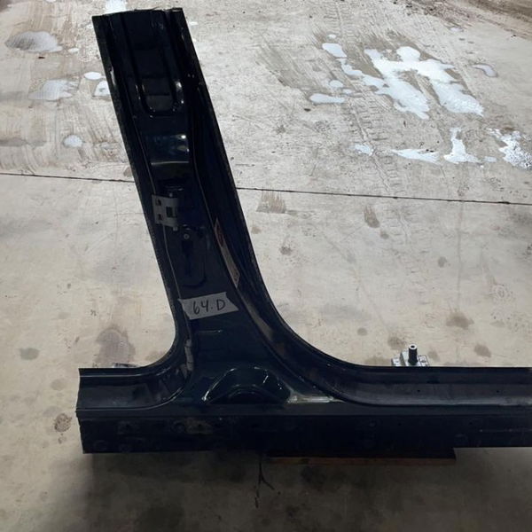 Caixa De Ar Coluna T Lado Direito Bmw X1 2013