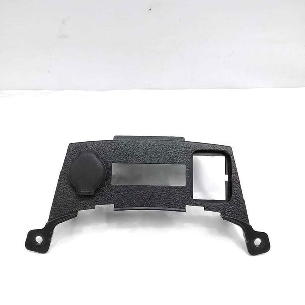 Acabamento Tomada 12v Usb Gm Tracker 2018 Premier 42530589