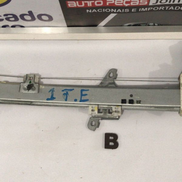Máquina De Vidro Traseira Esquerda Honda Hrv 2015 