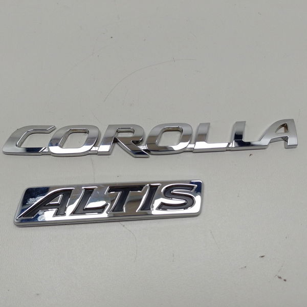 Emblema Escrita Logo Da Tampa Traseira Corolla Altis 2020