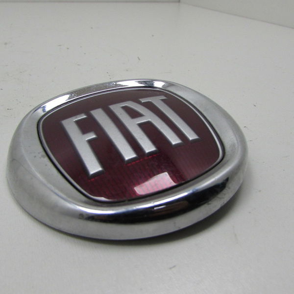 Emblema Da Tampa Traseira Fiat Strada Uno Siena