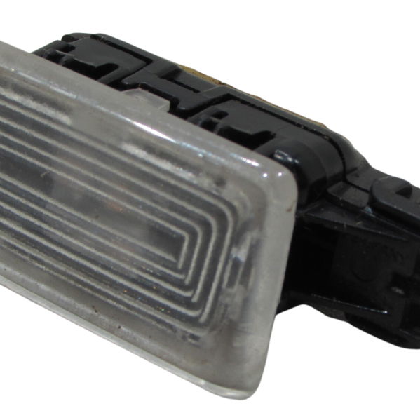 Luz Cortesia Inferior Do Painel Volvo Xc60 V40 T1 T5