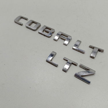 Escrita Logo Da Tampa Traseira Chevrolet Cobalt 1.8 Ltz 2015