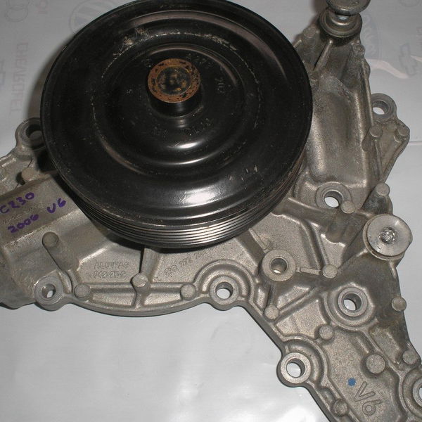 Bomba De Agua Mercedes C230 V6 2006