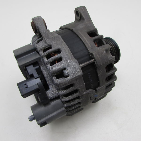 Alternador Mercedes C180 1.6 Coupe 2013