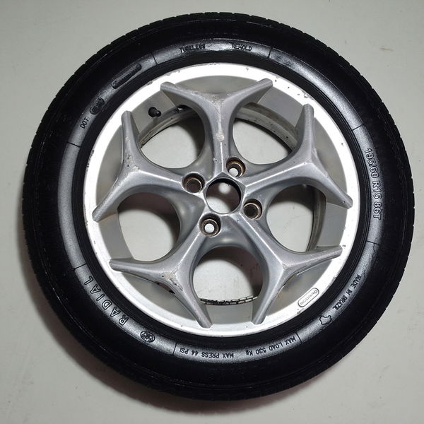 Roda De Liga Aro 15 Pneu 195 60 Gm Meriva 2010 Dt