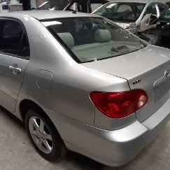 Sucata Corolla Xei 1.8 16v  Automatico 2004/2004