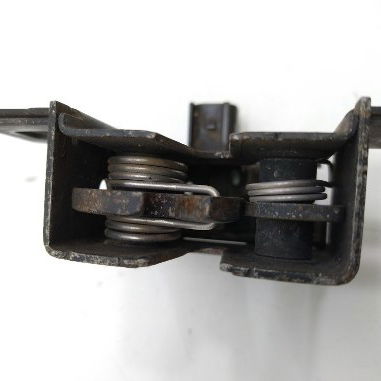 Fechadura Capo Direito Land Rover Discovery4 2.7 2011 18585