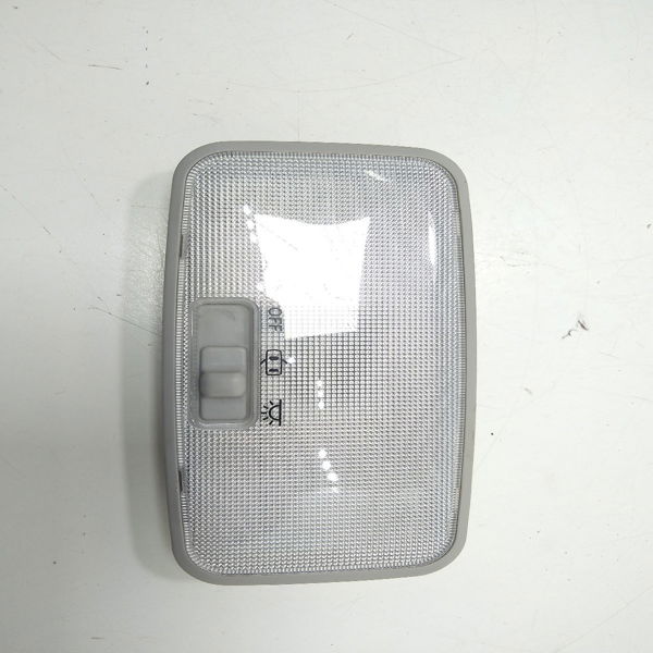 Luz Cortesia Toyota Rav4 2.0 2015/ 24849001