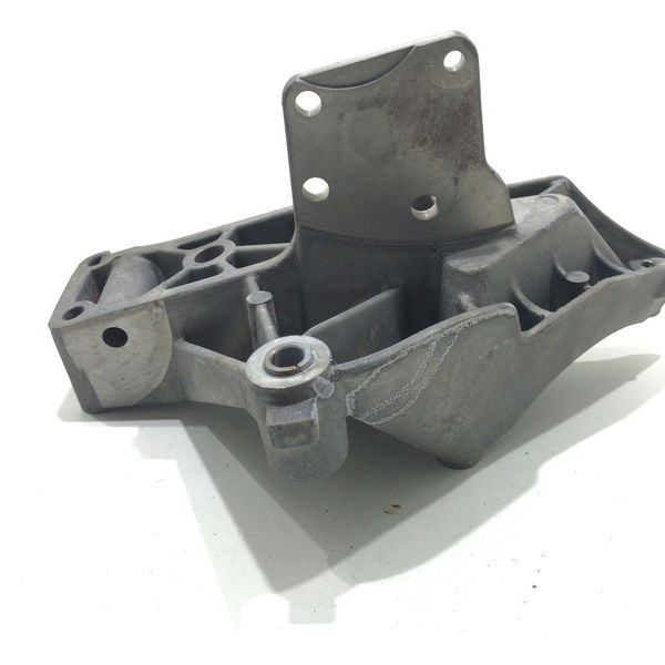 Suporte Do Alternador Fiat Strada 1.4 2020