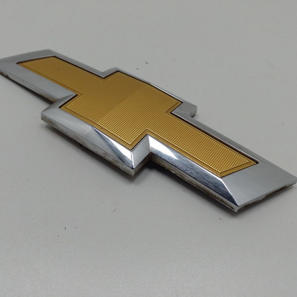 Emblema Logo Da Tampa Traseira Chevrolet Cobalt 1.8 Ltz 2018