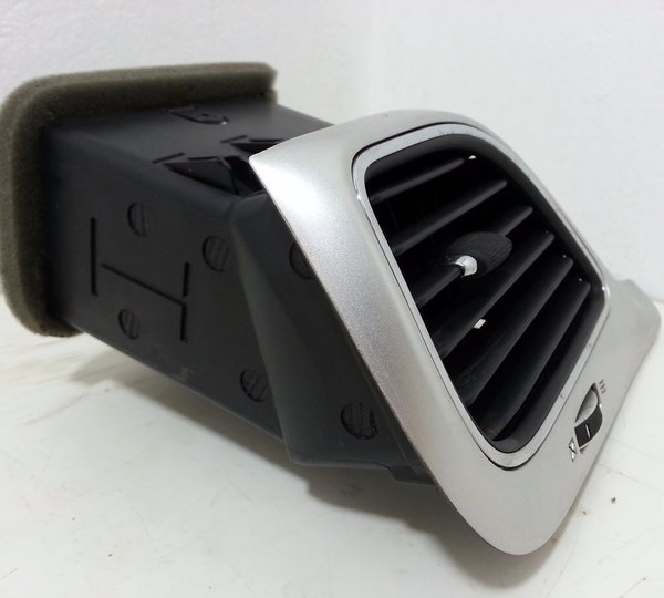 Difusor Do Ar Lateral Esquerdo Fiat Freemont 2012 A 2015