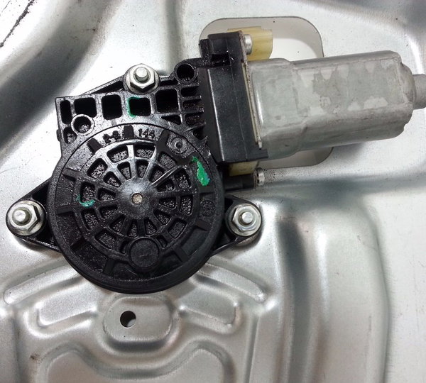 Maquina Vidro Eletrico Dianteira Direita Kia Sportage 05/10