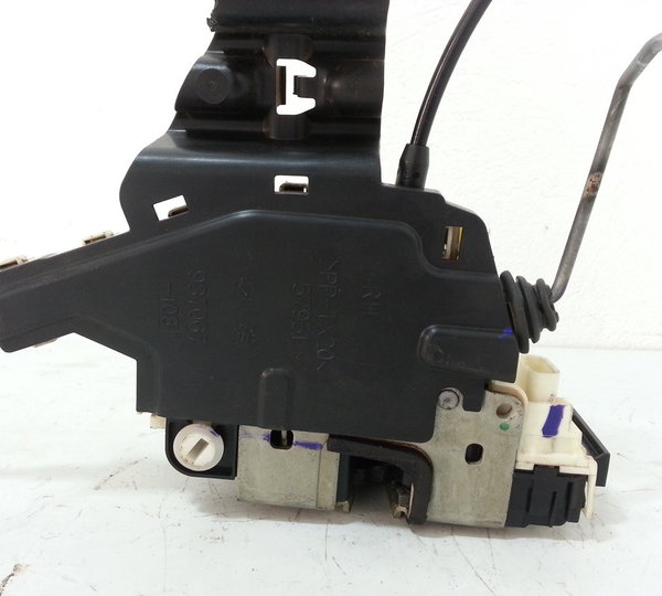 Fechadura Traseira Direita Fiat Freemont 2011 A 2016