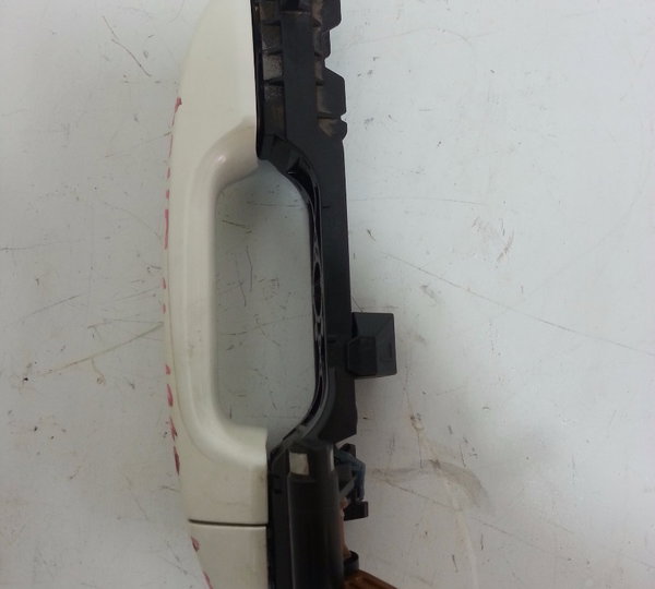 Maçaneta Externa Traseira Esquerda Toyota Rav 4  2013 A 2015