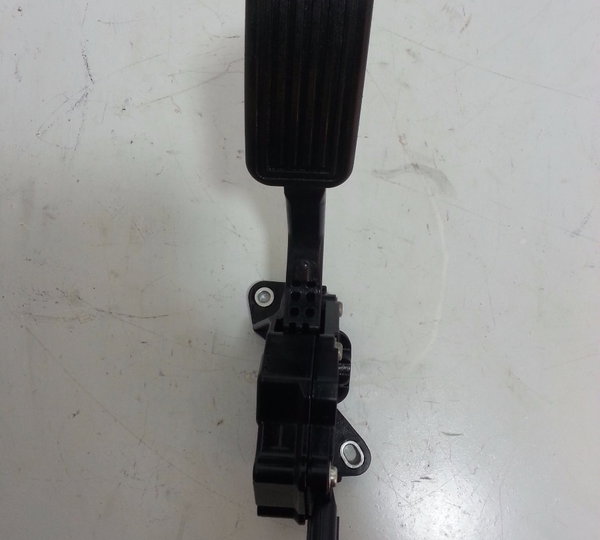 Pedal Acelerador Eletronico Toyota Rav4  2013 A 2015