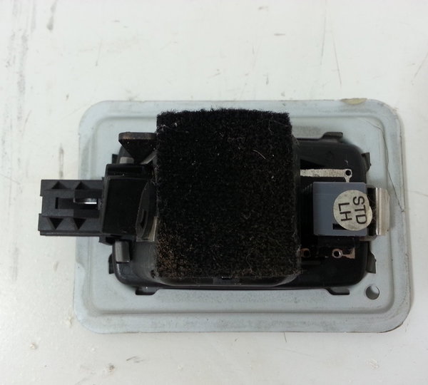 Luz De Teto Lateral Esquerda Hyundai Santa Fé 2009