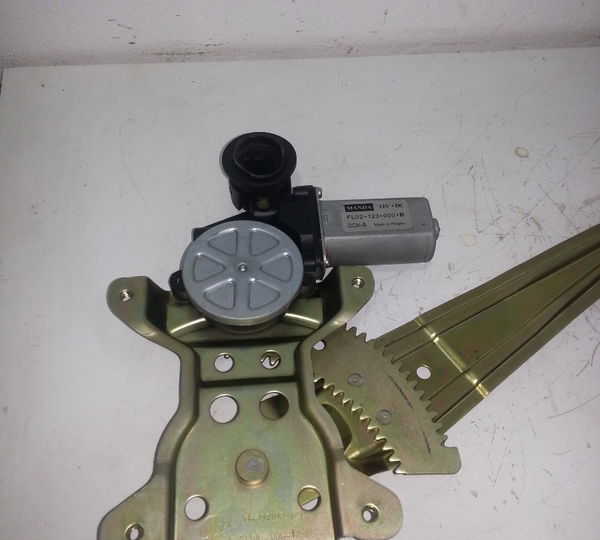 Maquina Do Vidro Da Porta Traseira Esquerda Lifan 620 2010