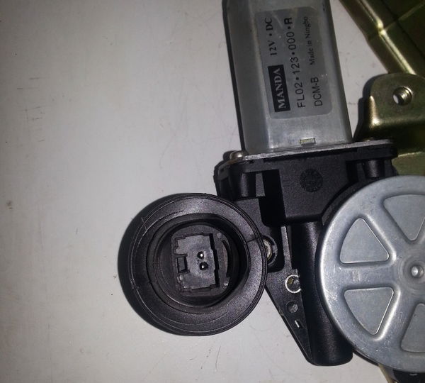 Maquina Do Vidro Da Porta Traseira Esquerda Lifan 620 2010