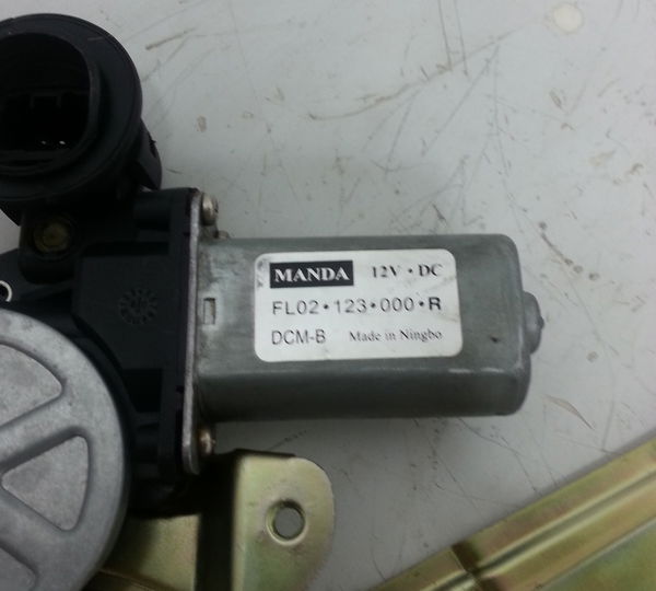 Maquina Do Vidro Da Porta Traseira Esquerda Lifan 620 2010