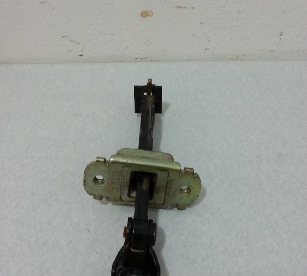 Limitador De Porta Dianteiro Esquerdo Lifan 620