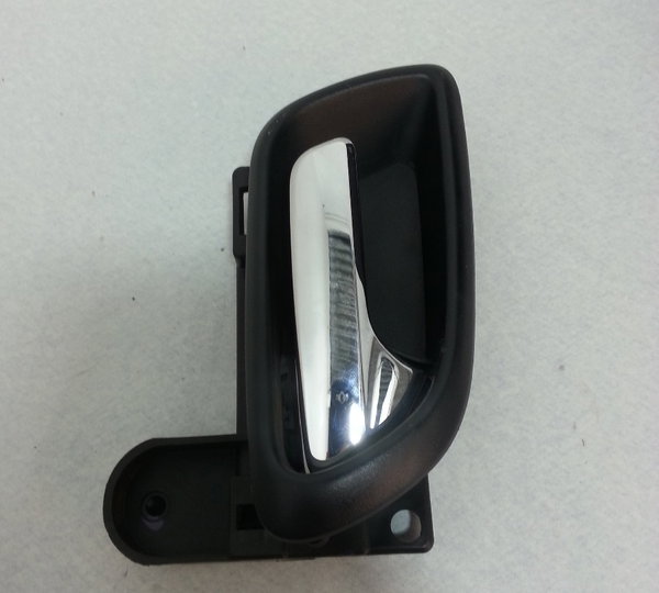 Maçaneta Interna Dianteira Direita C/ Moldura Fiat Freemont Original Foto Dianteira