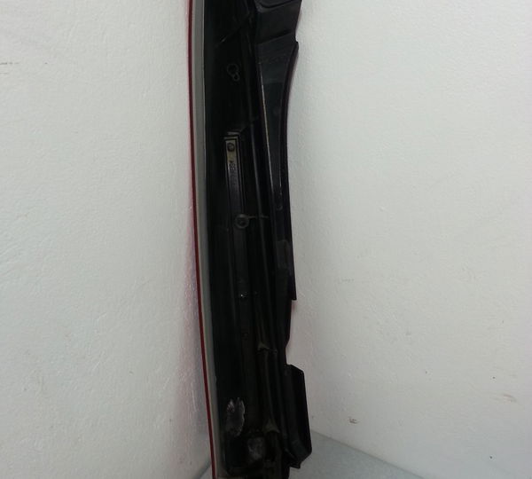 Lanterna Traseira Superior Direita Volvo Xc90 2002 A 2007 Direito Vermelho