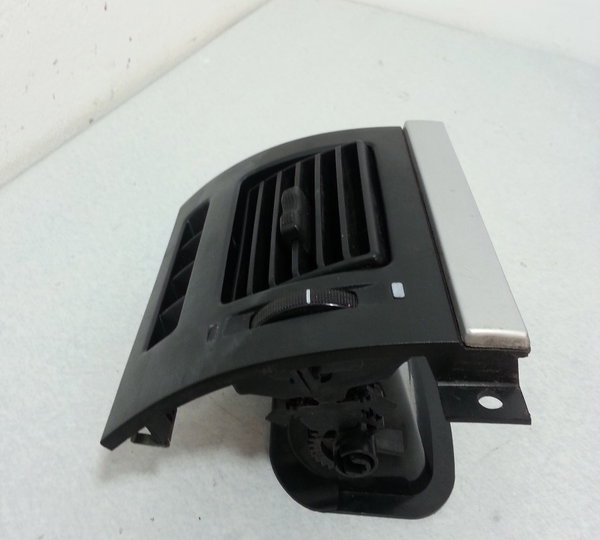 Difusor Do Ar Fiat Palio 08 A 12 Lado Direito