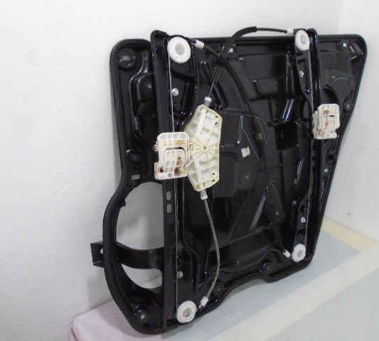 Maquina De Vidro Eletrico Traseira Esquerda Fiat Freemont