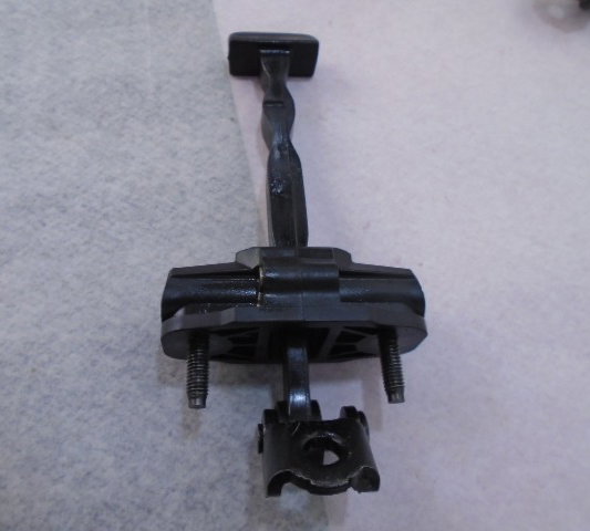 Limitador Porta Traseira Esquerda Ford Ranger 2013