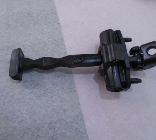 Limitador Porta Traseira Esquerda Ford Ranger 2013