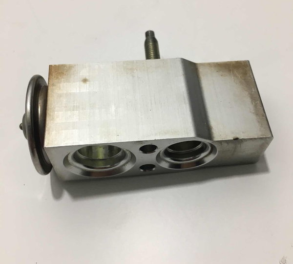 Válvula De Expansão Ar Condicionado Fiat Doblo 2008