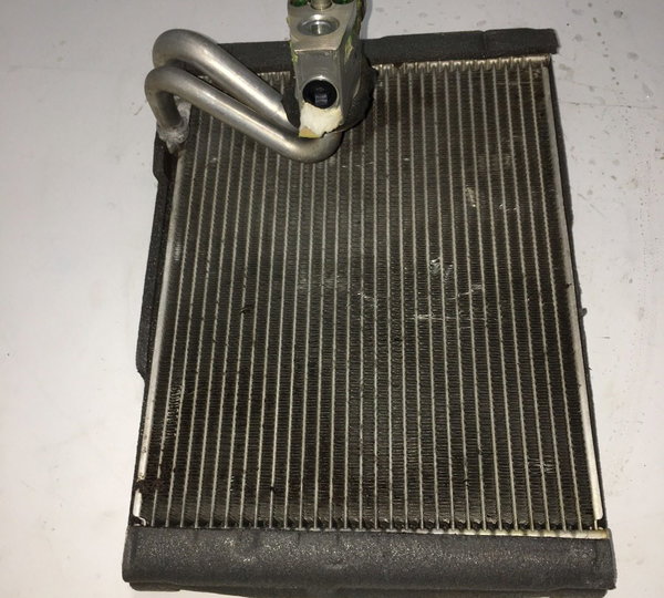 Evaporador Ar Condicionado Gm Cobalt 2012-usado