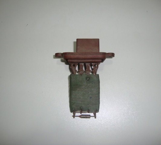 Resistência Ar Interno Fiat Strada C/ Ar-usado