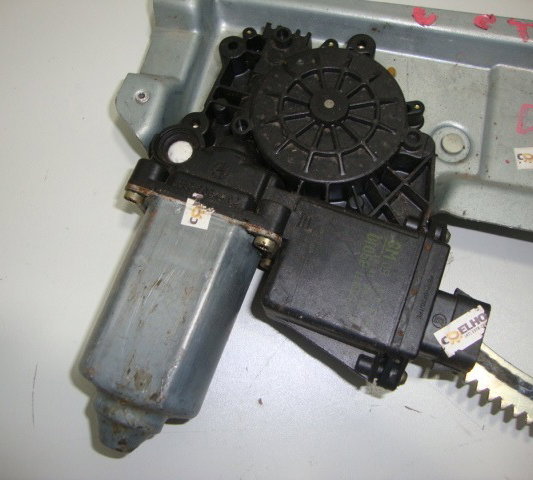 Máquina Vidro Elétrica Dianteira Direita  Vectra 1998