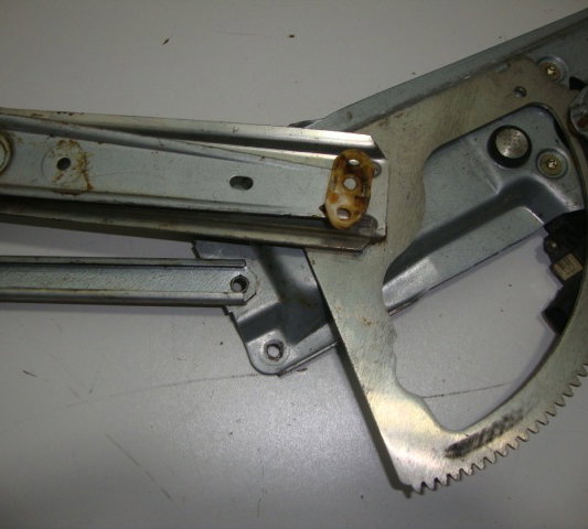 Máquina Vidro Elétrica Dianteira Direita  Vectra 1998