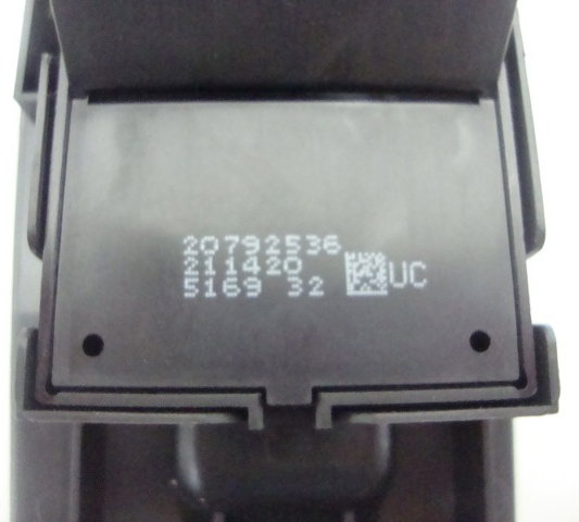 Comando Vidro Elétrico Dianteiro Direito Gm Tracker 2015