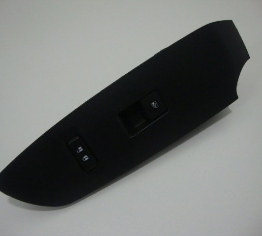 Comando Vidro Elétrico Dianteiro Direito Gm Tracker 2015