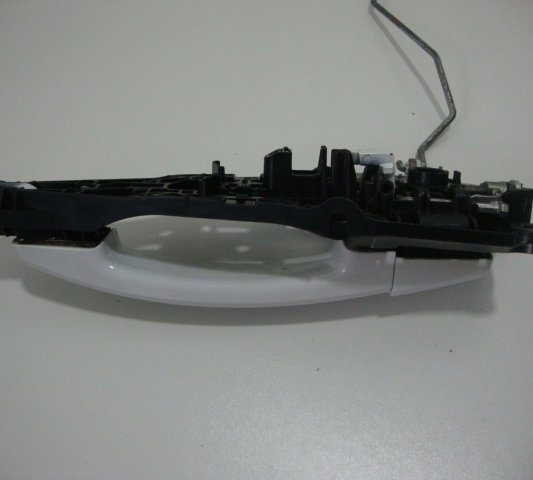 Maçaneta Externa Traseira Direita Gm Tracker 2015-usado