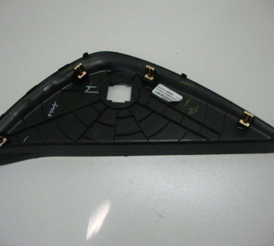 Acabamento Painel Lado Direito Gm Tracker 2015-usado