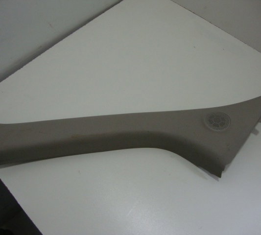 Acabamento Da Coluna Dianteira Esquerda Gm Tracker 2015