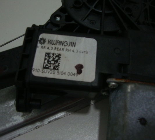 Maquina Do Vidro Eletrico Traseira Direita  Gm Tracker 2015