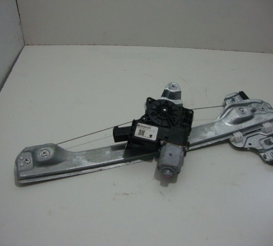 Maquina Do Vidro Eletrico Traseira Direita  Gm Tracker 2015