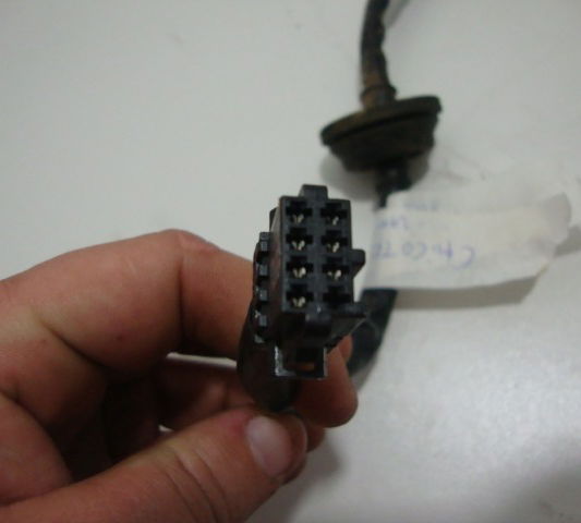 Chicote Da Lanterna Traseira Direita Gm Tracker 2015 Direito Vermelho